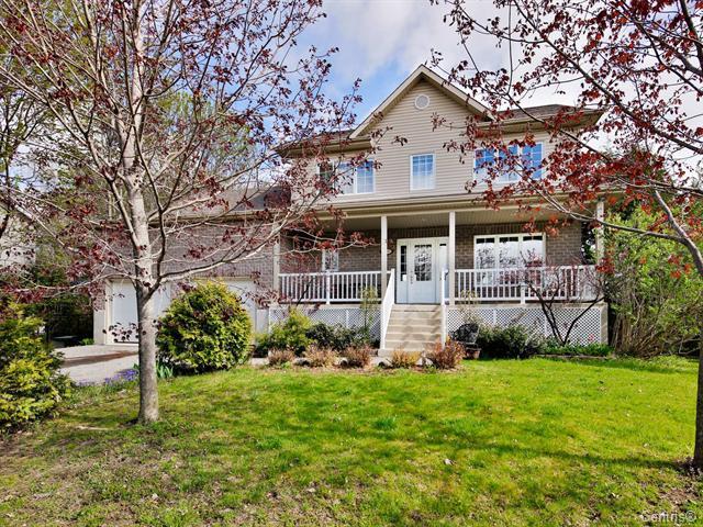 Up-to-Date Cottage in St. Lazare – SOLD